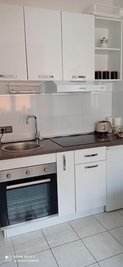 Guerilla Choice Apartment Vodice Exterior photo